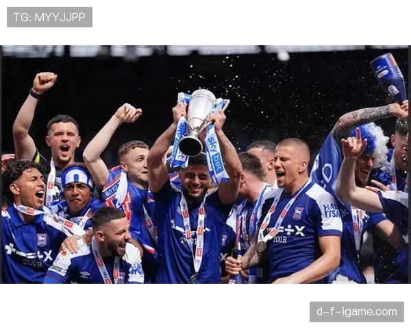 斯托克城深陷保级泥潭,全力抢分寻求一线生机 斯托克城深陷保级泥潭,全力抢分寻求一线生机