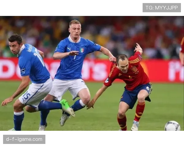 斯佩齐亚战术解析：防守反击策略持续提升球队竞争力