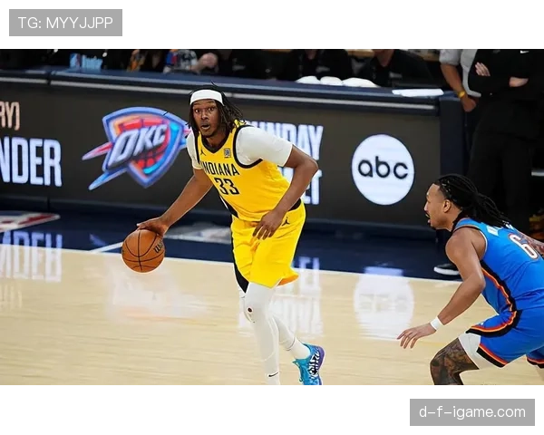 迈尔斯·特纳内线防守提升篮板控制力拉开阵容空间