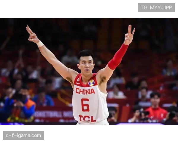 郭艾伦又在训练馆待到凌晨？这人是真不睡觉还是把球场当家了