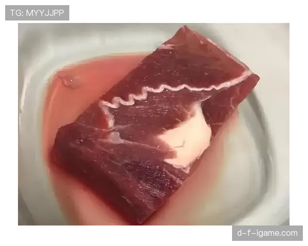 菲尔普斯退役后一天吃六顿饭，冰箱塞满牛排和汉堡